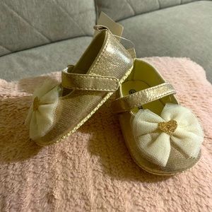 2 New Baby Flats Lightweight Soft Sole | Size: 5T | Color: Gold & Pink